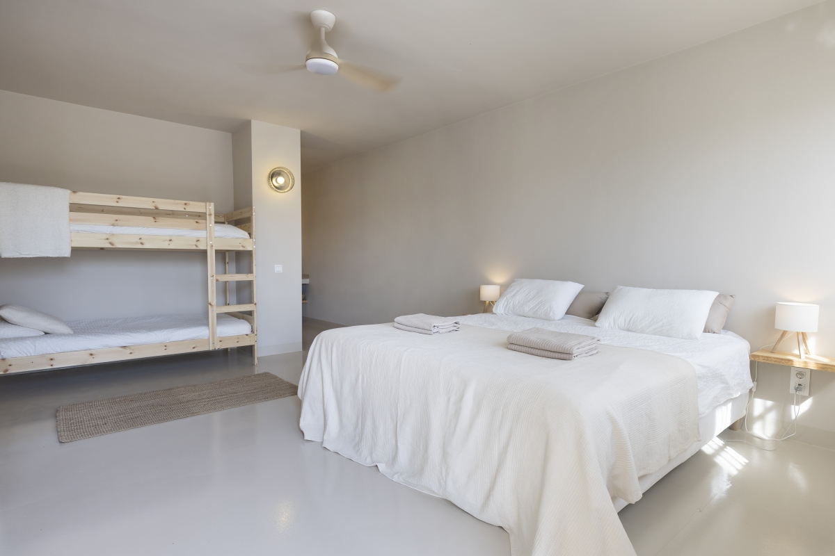 Kamer 5 - Standaard 2 pers ( max 4 pers )